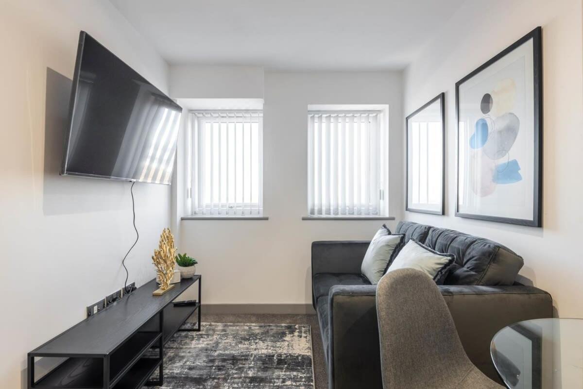 Contemporary 1 Bedroom Apartment In Central Hull キングストン・アポン・ハル エクステリア 写真